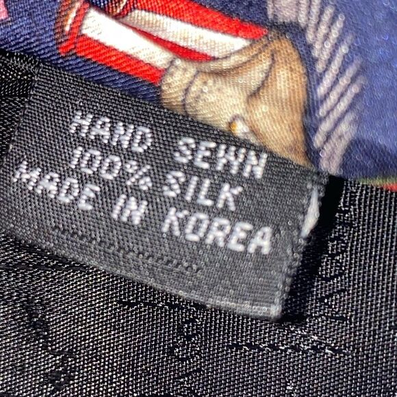 Nicole Miller Neck Tie Silk NFL Breast Cancer - Picture 7 of 8